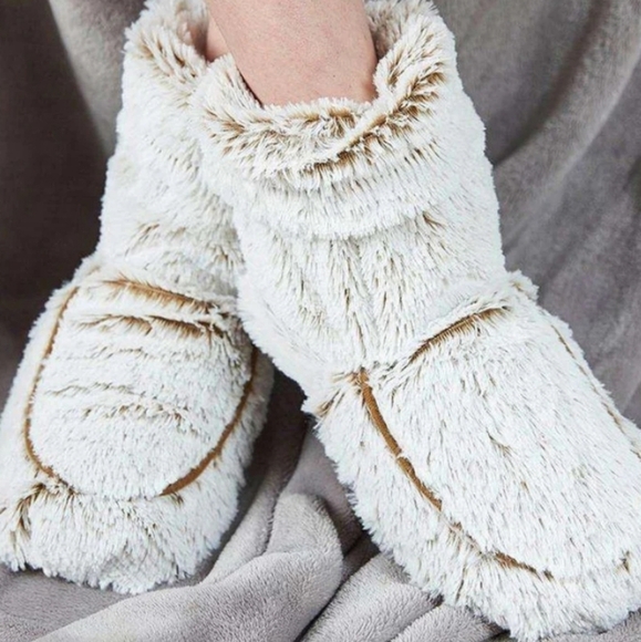 Warmies Marshmallow Brown Microwave-able Sz. 6-10 Boot Slippers - Picture 1 of 16